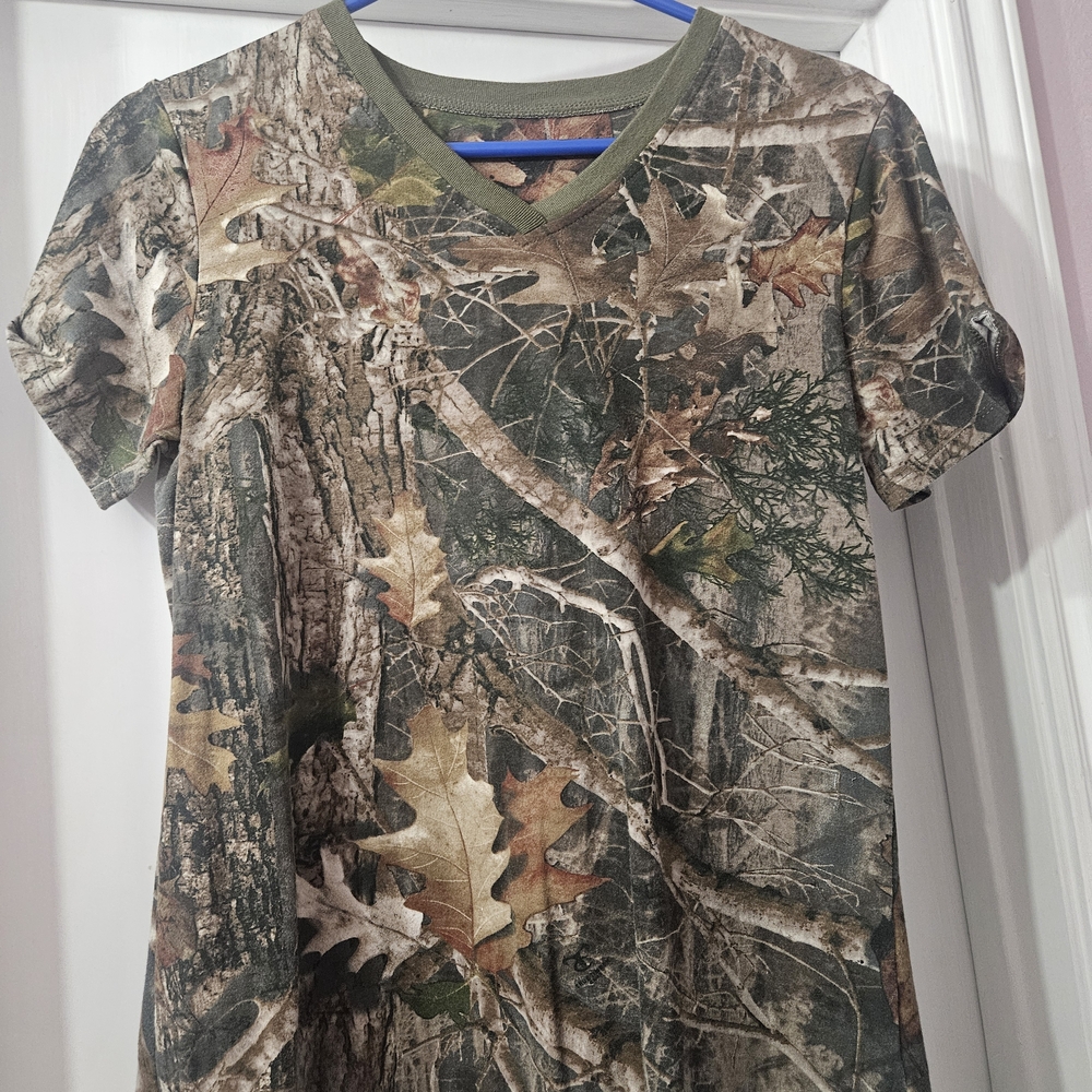 Camouflage Short Sleeve Tee! Worn Once